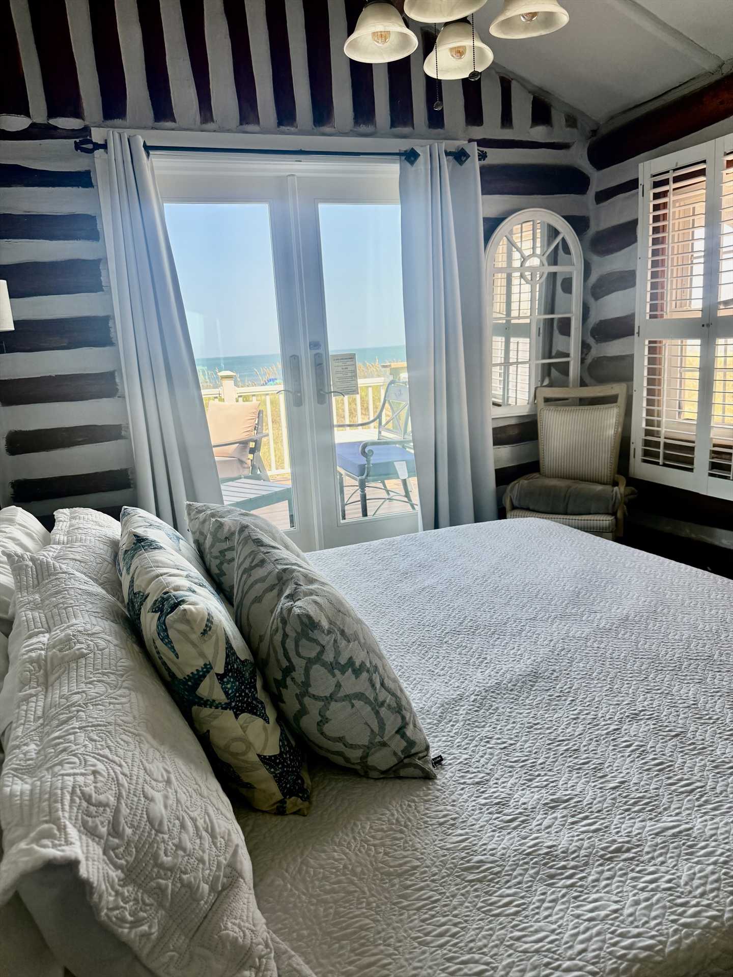 2nd Upstairs King bedroom. Wake up to spectacular sunrise an